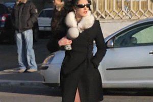 欧美女裸体公裸露